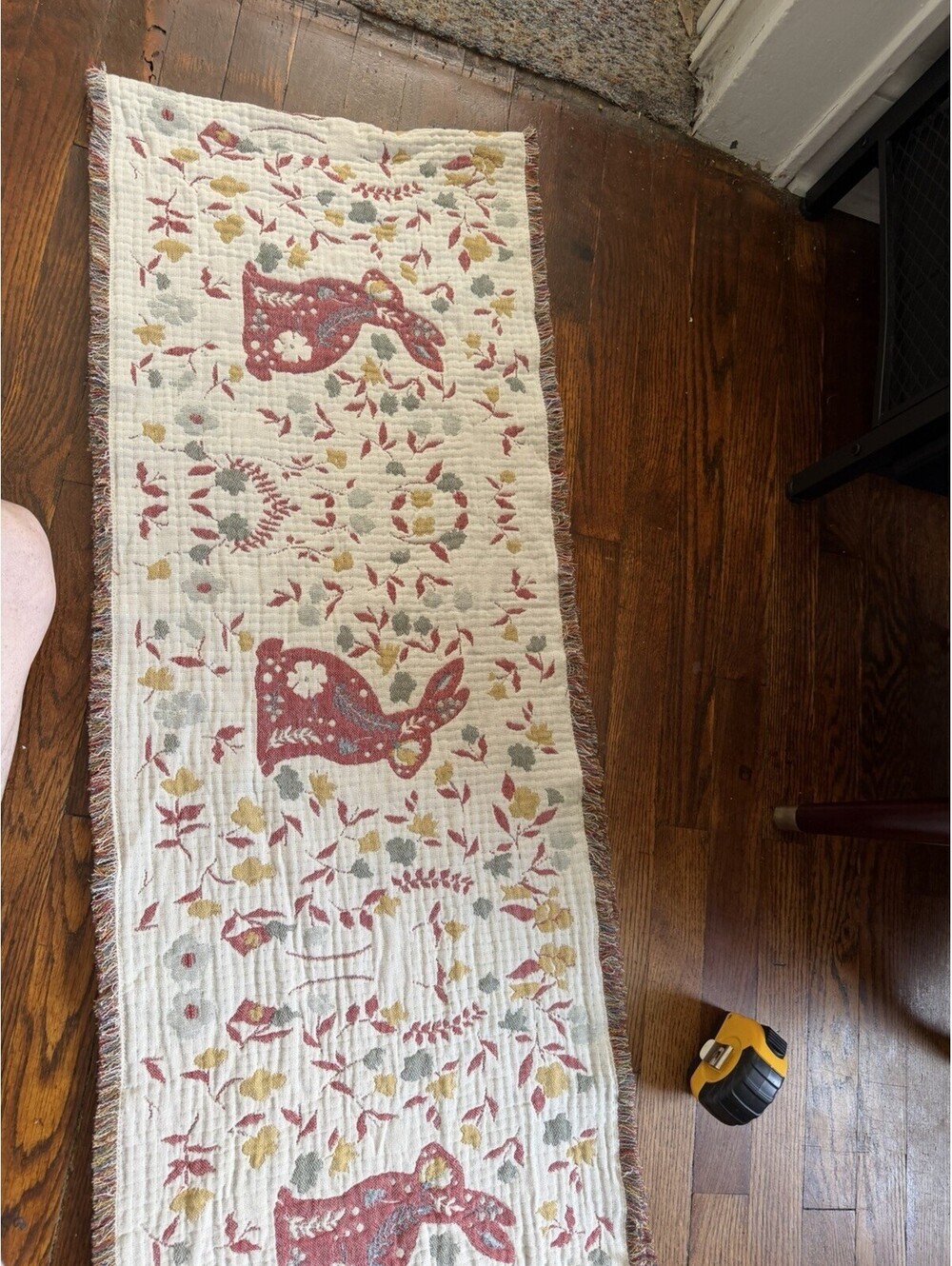 Rachel Zoe Cotton 6’ Table Runner Spring Bunnies